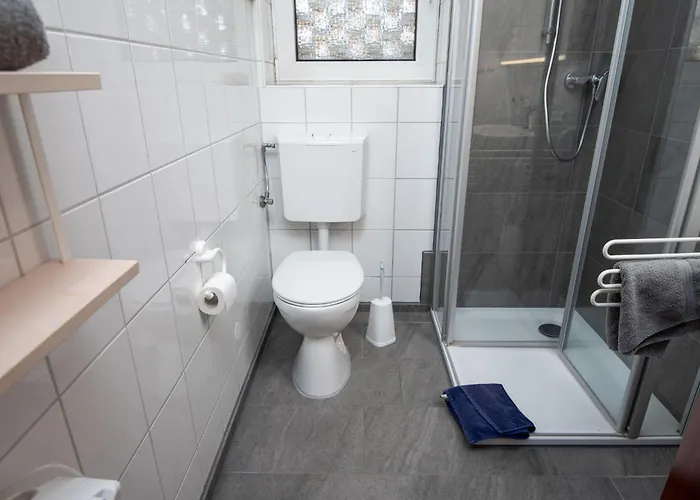 Achtern Diek By Interhome شقة *